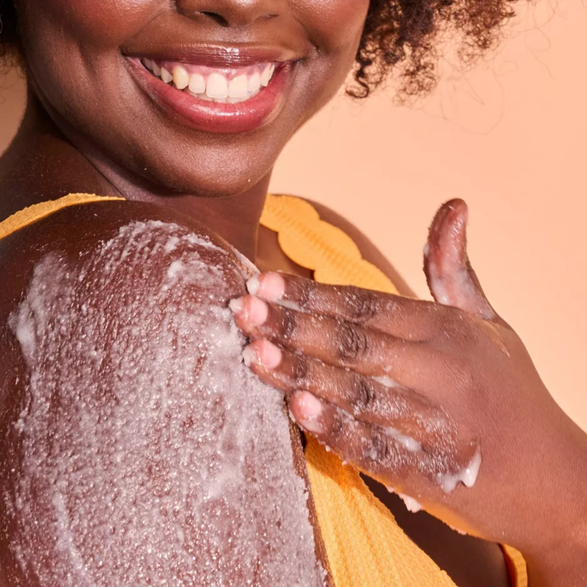 Tree Hut Vanilla Shea Sugar Scrub - 18oz